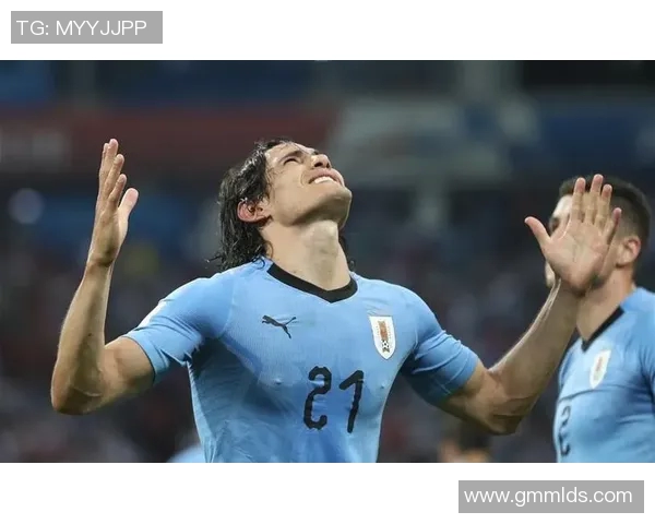 足球明星怒斥对手瞬间曝光引发热议场面震撼全场